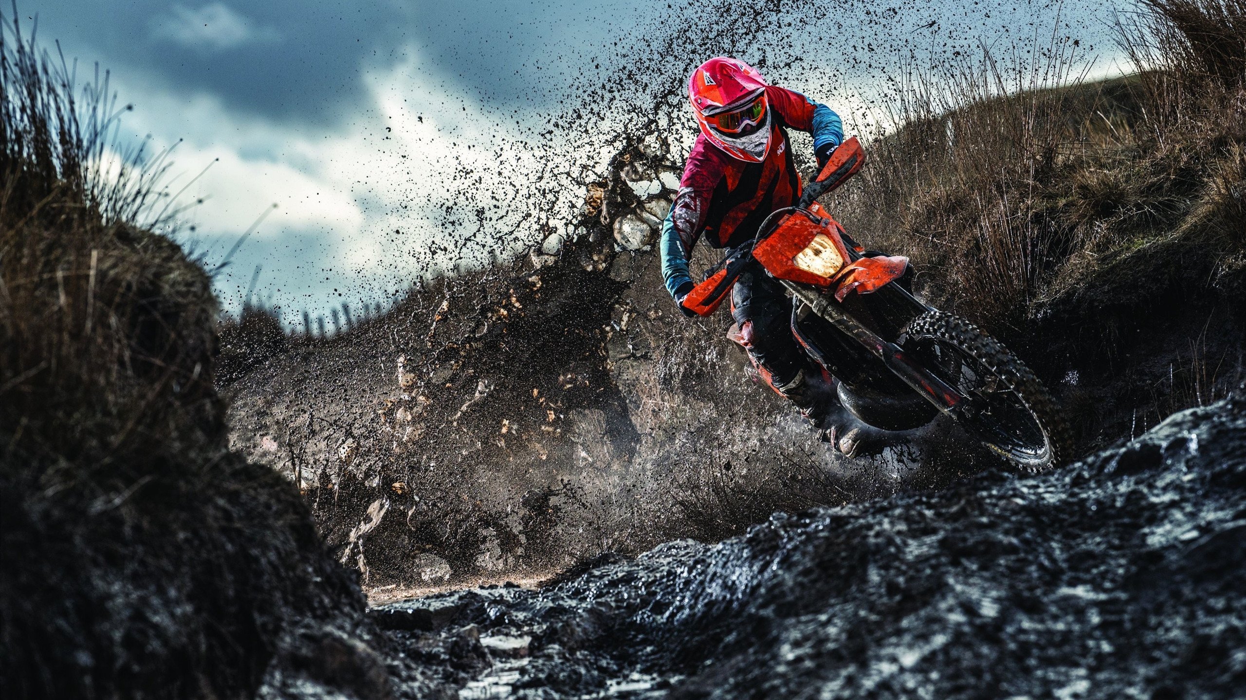 体能考验：运动员如何应对激烈比赛？，运动员如何克服赛前紧张